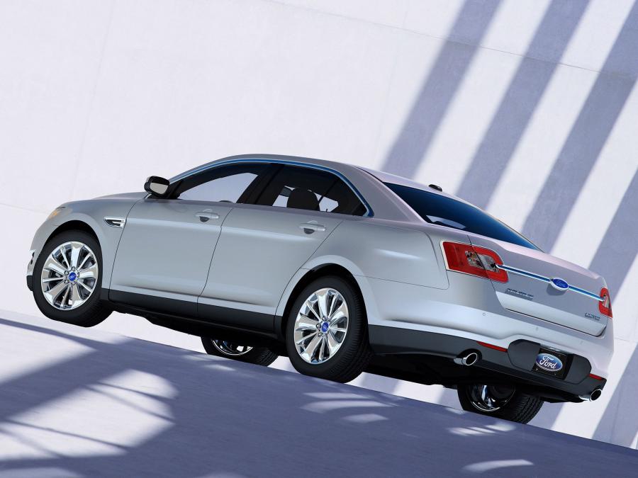  Ford Taurus Limited 2010 года  (фото 20 из 43)